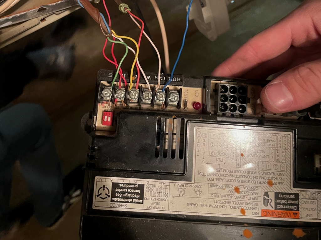 Carrier 59SC5B100E2122 furnace installed by Nur HVAC