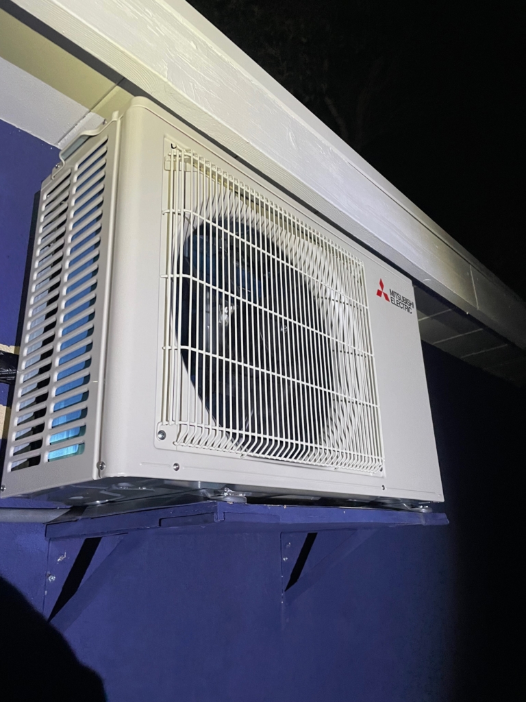 Mitsubishi MSZ-FS09NA ductless mini-split installed by Nur HVAC