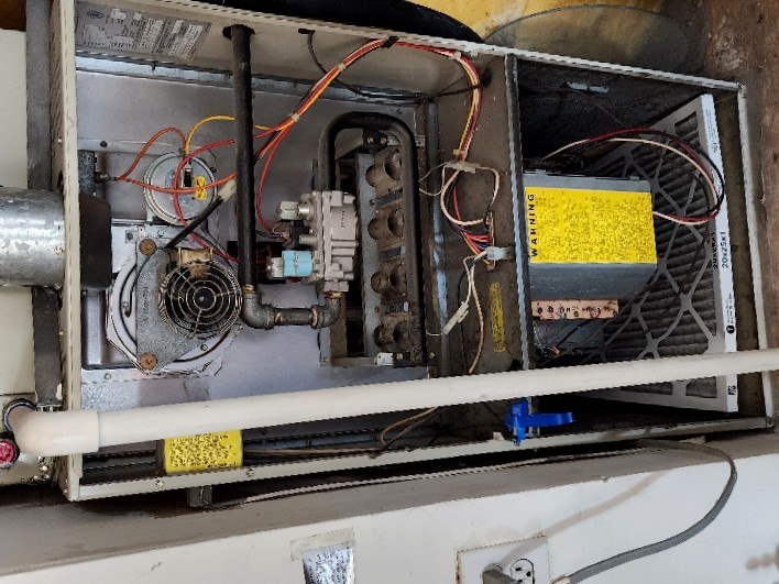 Carrier furnace control board replaced by Nur HVAC