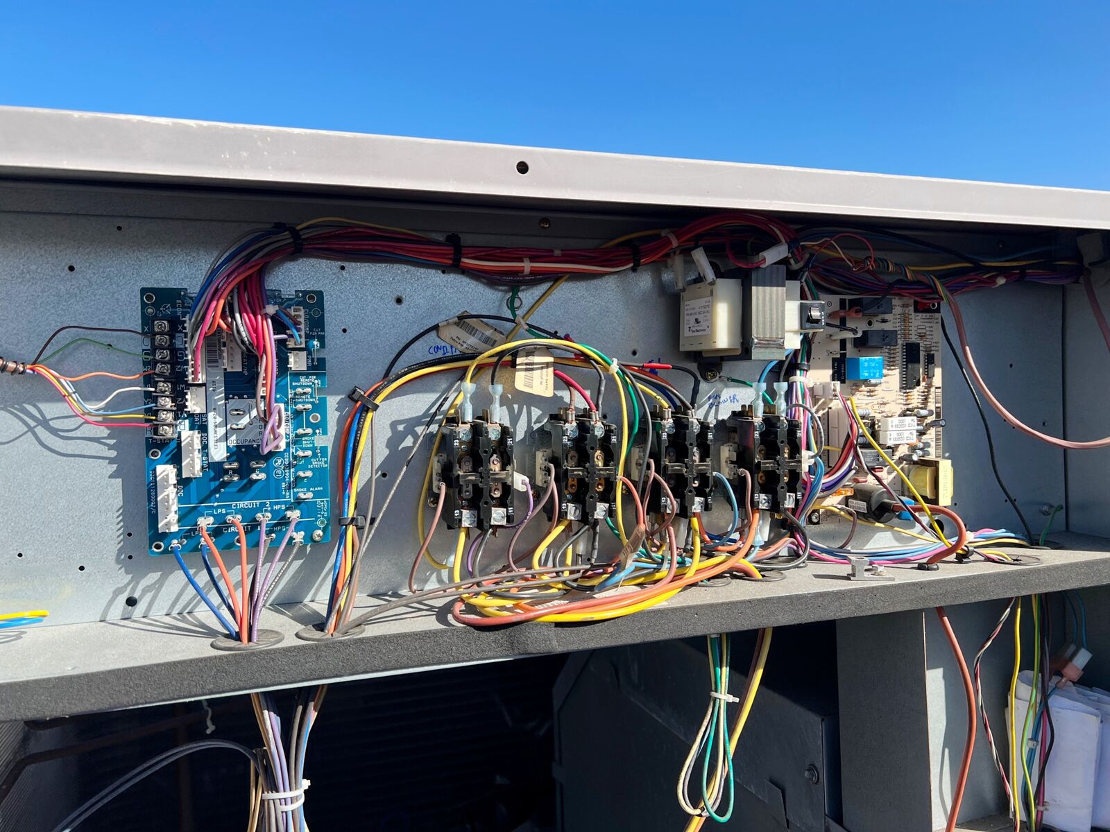Furnace maintenance and smart thermostat installation by Nur HVAC