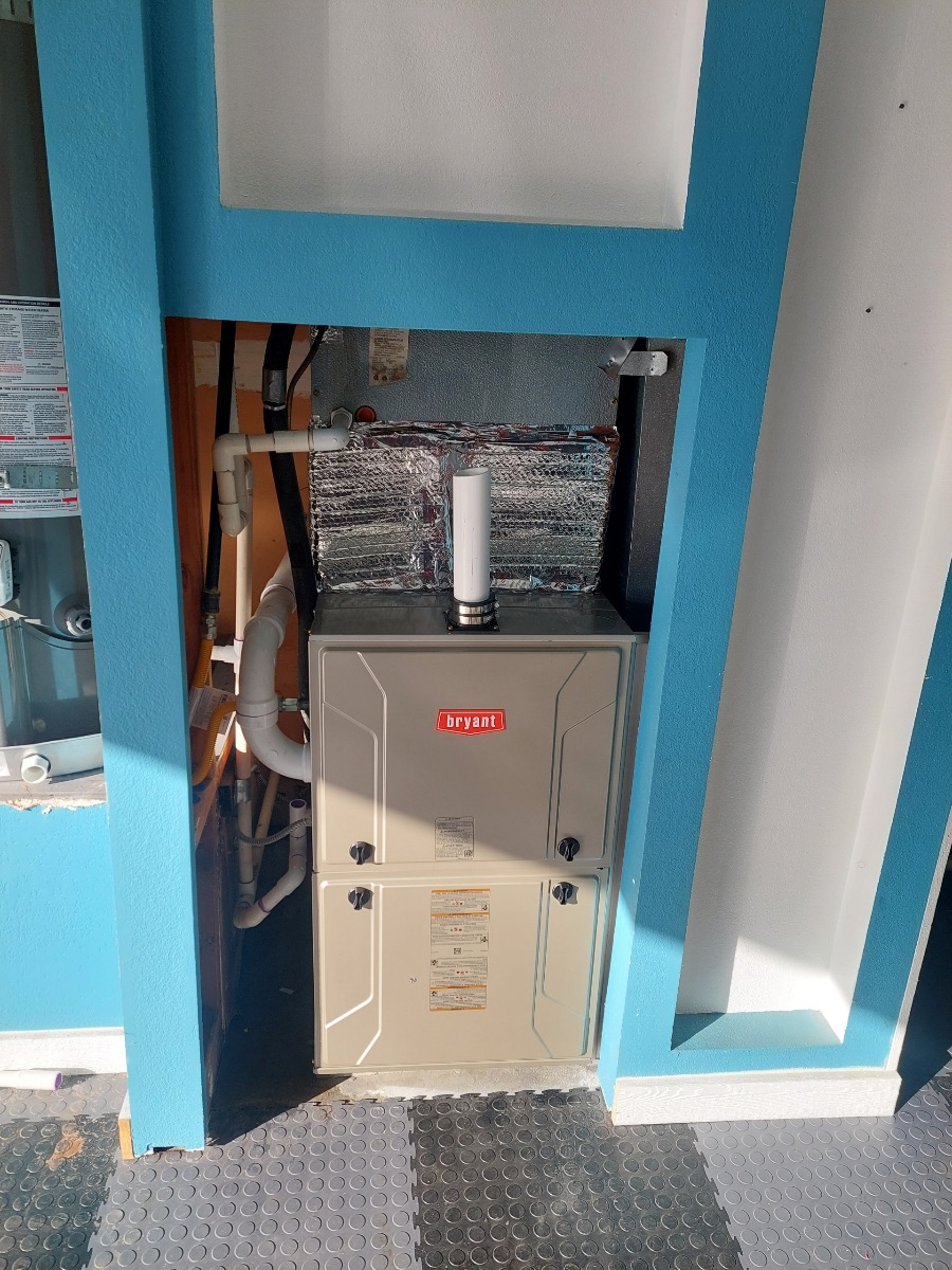 Rheem Performance 50 gallon water heater and Bryant 926TB42060V21 furnace installed by Nur HVAC