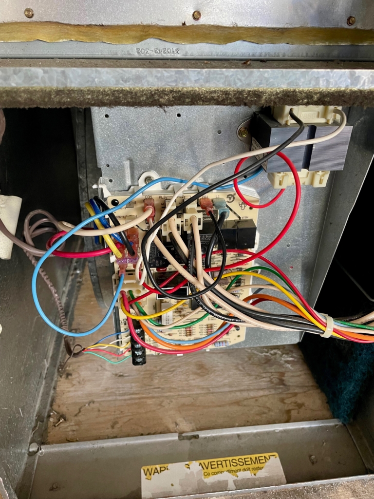 Carrier 58PAV090-13114 furnace control board repaired by Nur HVAC