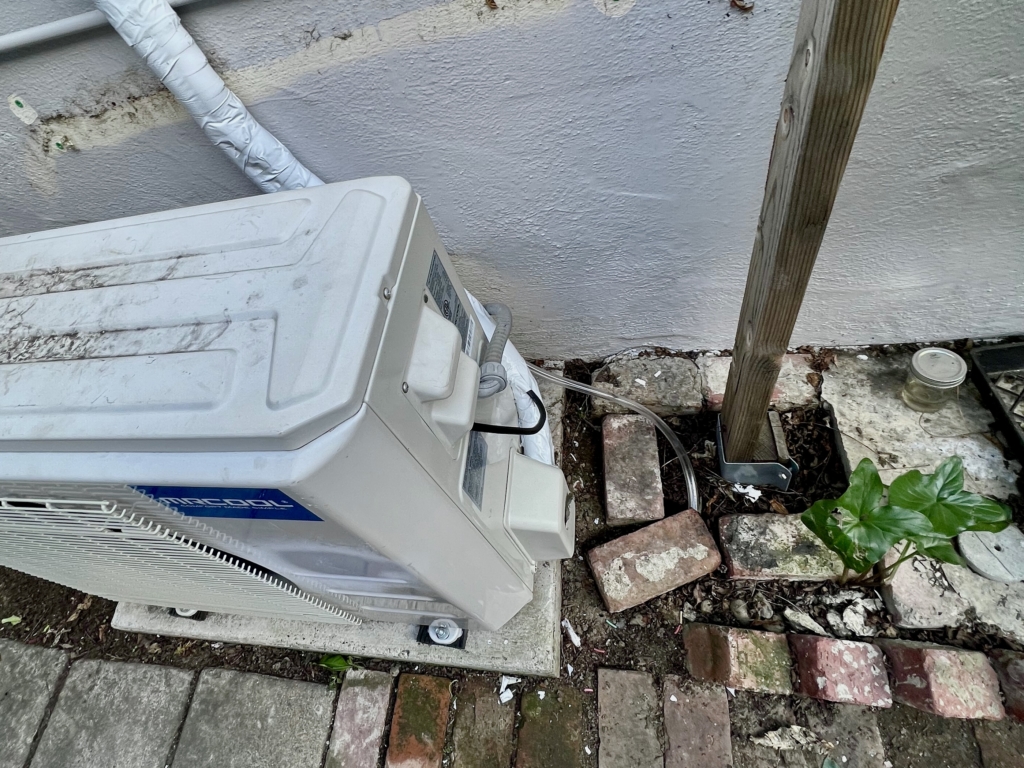 Ductless system line set change by Nur HVAC
