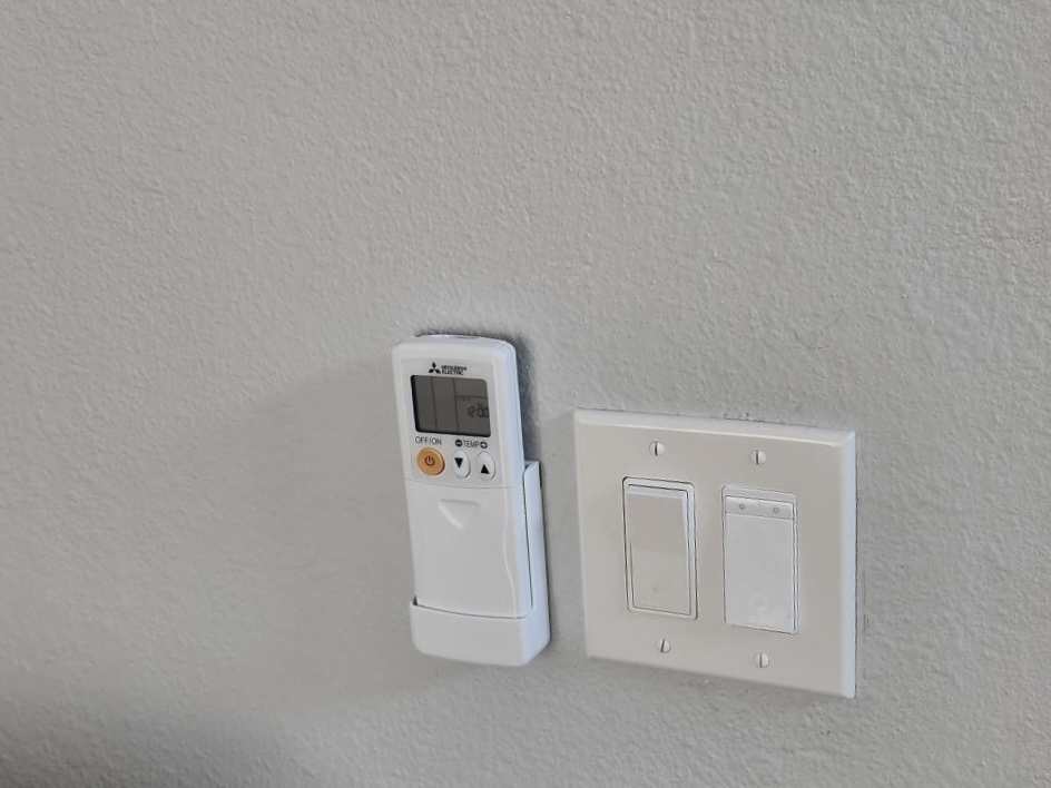 Mitsubishi MSZ-GL09NA wall-mount and MLZ-KP12LA ceiling cassette installed by Nur HVAC