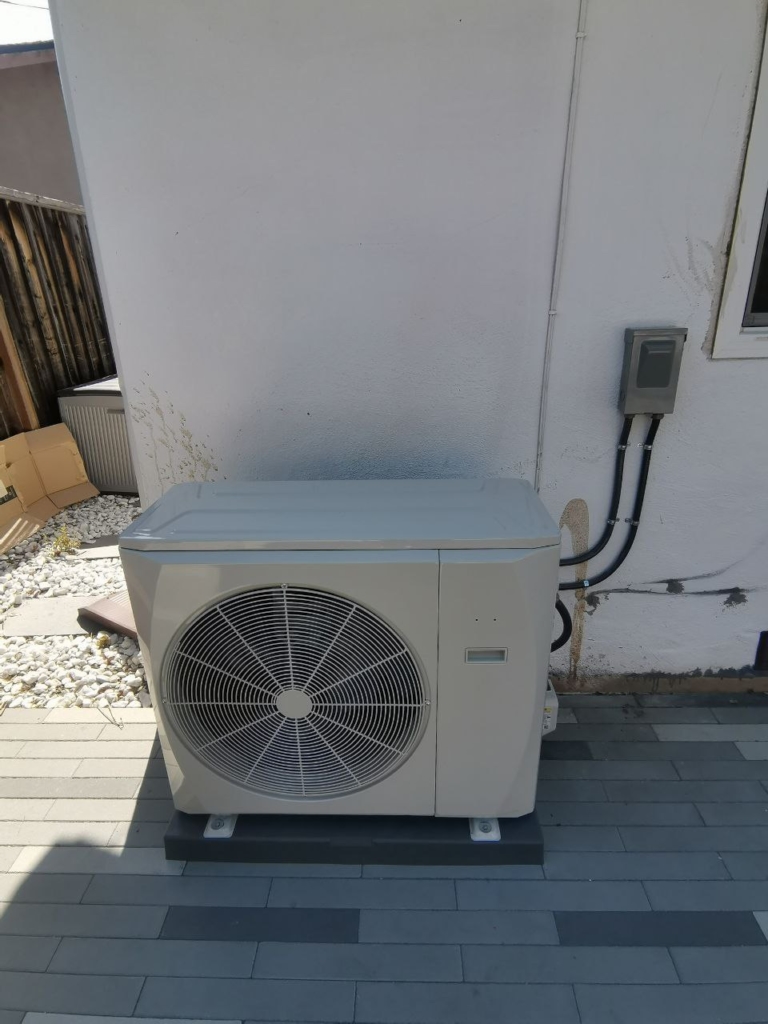 Bryant heat pump 38MARBQ36AA3 installed by Nur HVAC