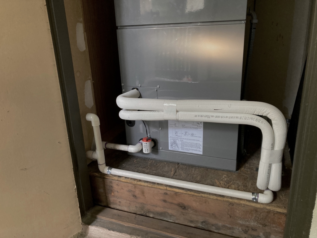 Bryant heat pump 38MARBQ and air handler 40MBAAQ installed by Nur HVAC