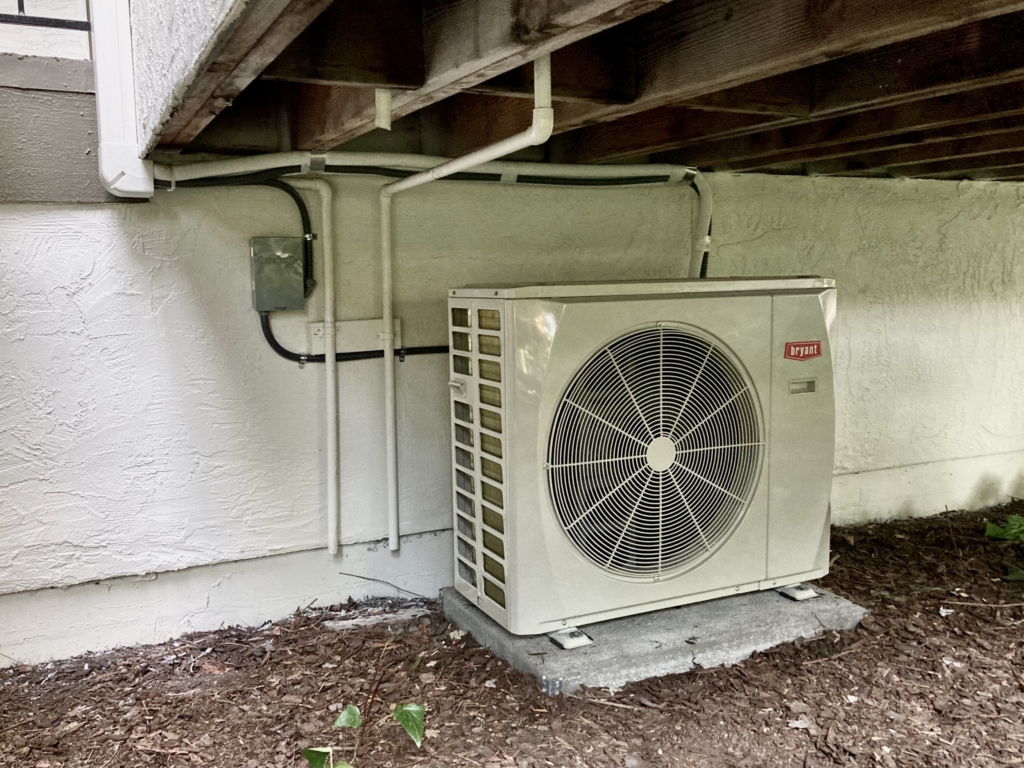 Bryant heat pump 38MARBQ and air handler 40MBAAQ installed by Nur HVAC