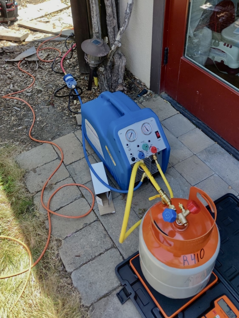 Air conditioner leak repair by Nur HVAC