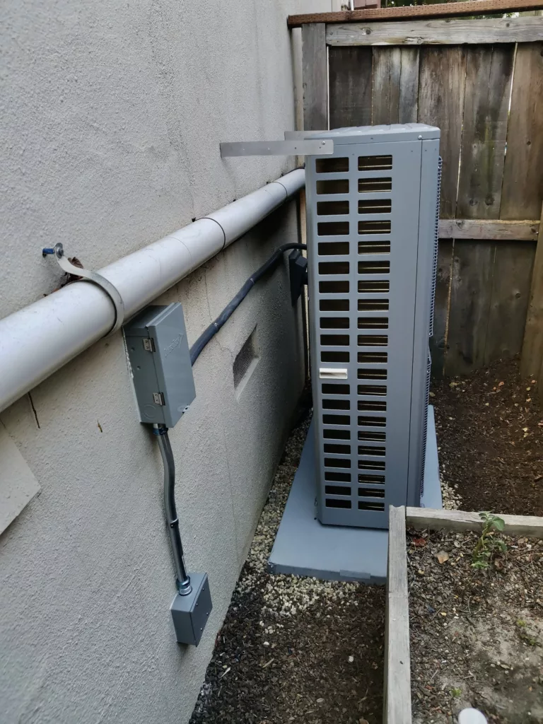 Gree FLEXX60HP230V1AO air conditioner installed by Nur HVAC