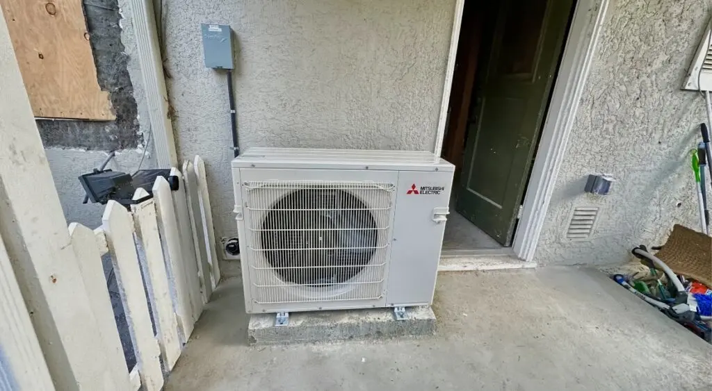 Mitsubishi MXZ-3C24NA3-U1 three-zone mini-split installed by Nur HVAC