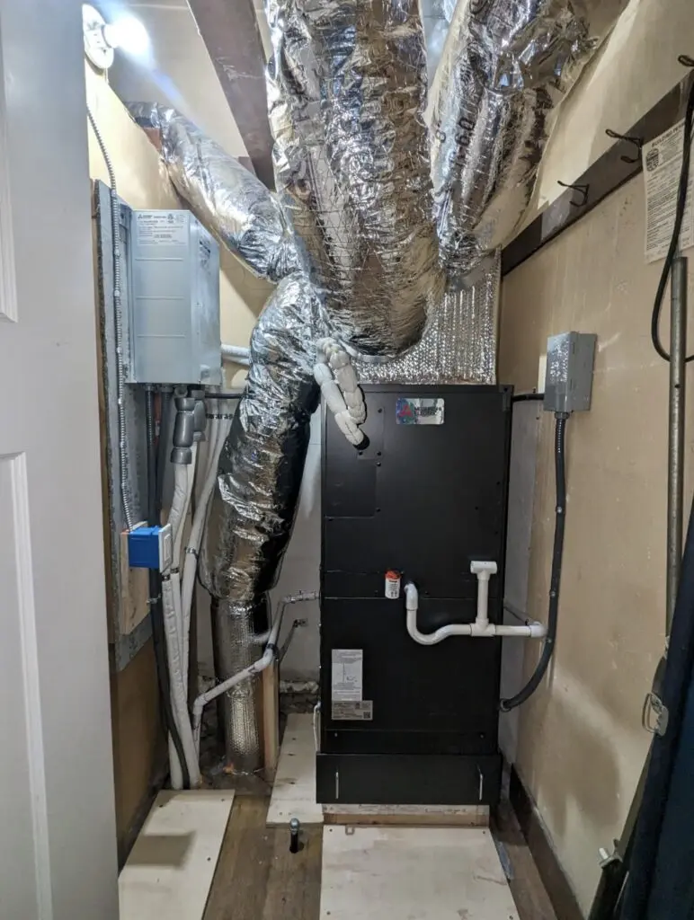 Mitsubishi SVZ-KP36NA air handler installed by Nur HVAC
