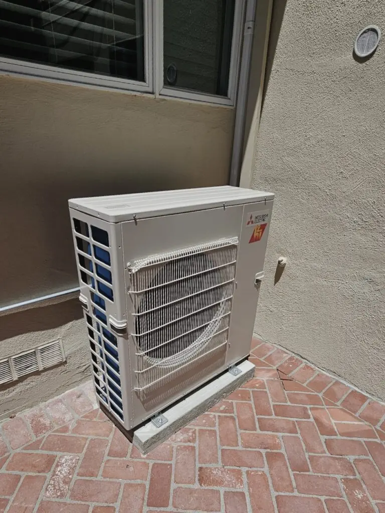 Mitsubishi MXZ-3C30NAHZ3 multi-zone heat pump installed by Nur HVAC