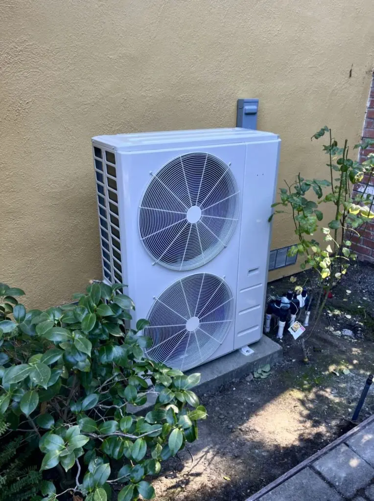 Carrier 38MURAQ60AA3 heat pump dual fuel system installed by Nur HVAC