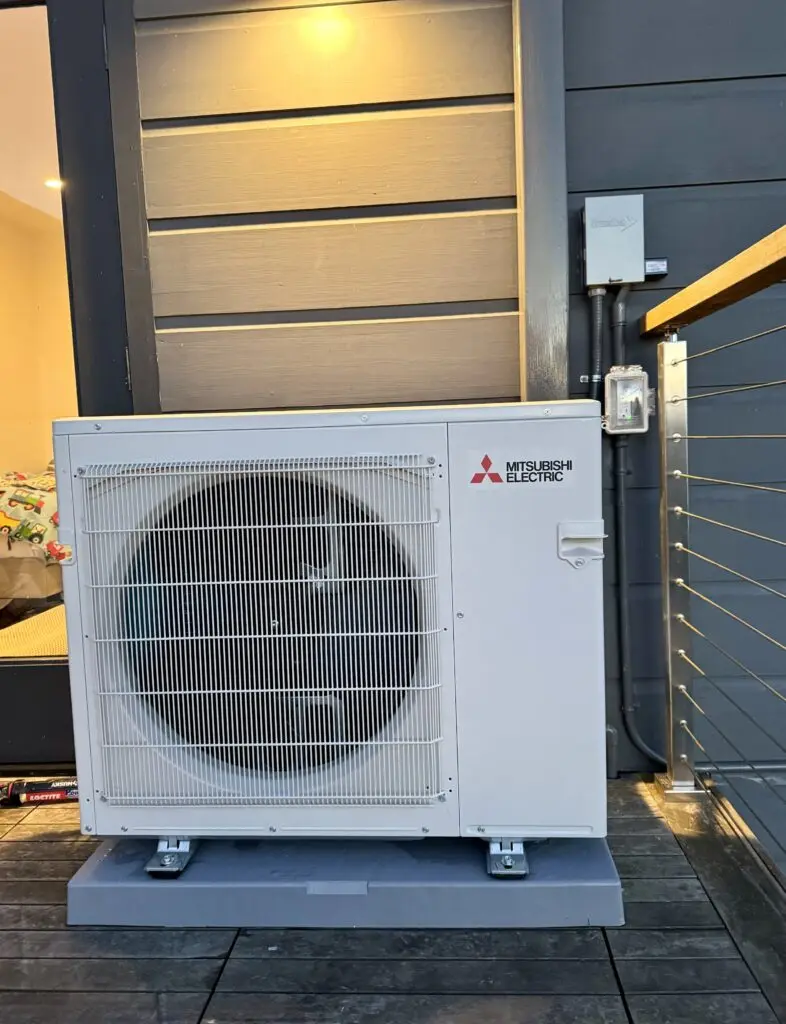 Mitsubishi MXZ-3D24NL ductless heat pump installed by Nur HVAC