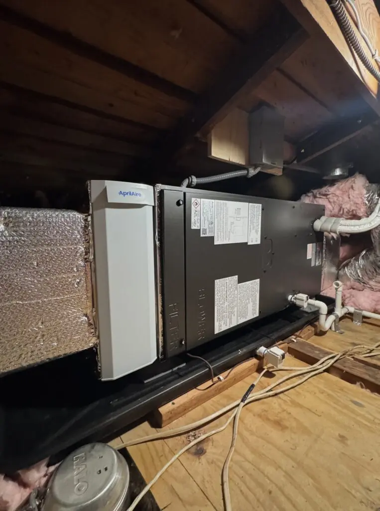 Mitsubishi SUZ-AA36NL heat pump and SVZ-AP30NL air handler installed by Nur HVAC