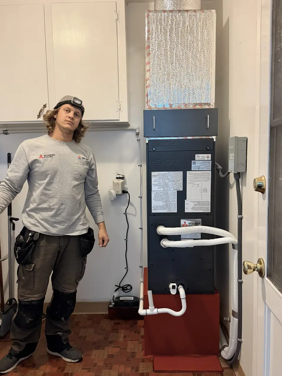 Mitsubishi SUZ-AA24NL heat pump and SVZ-AP24NL installation