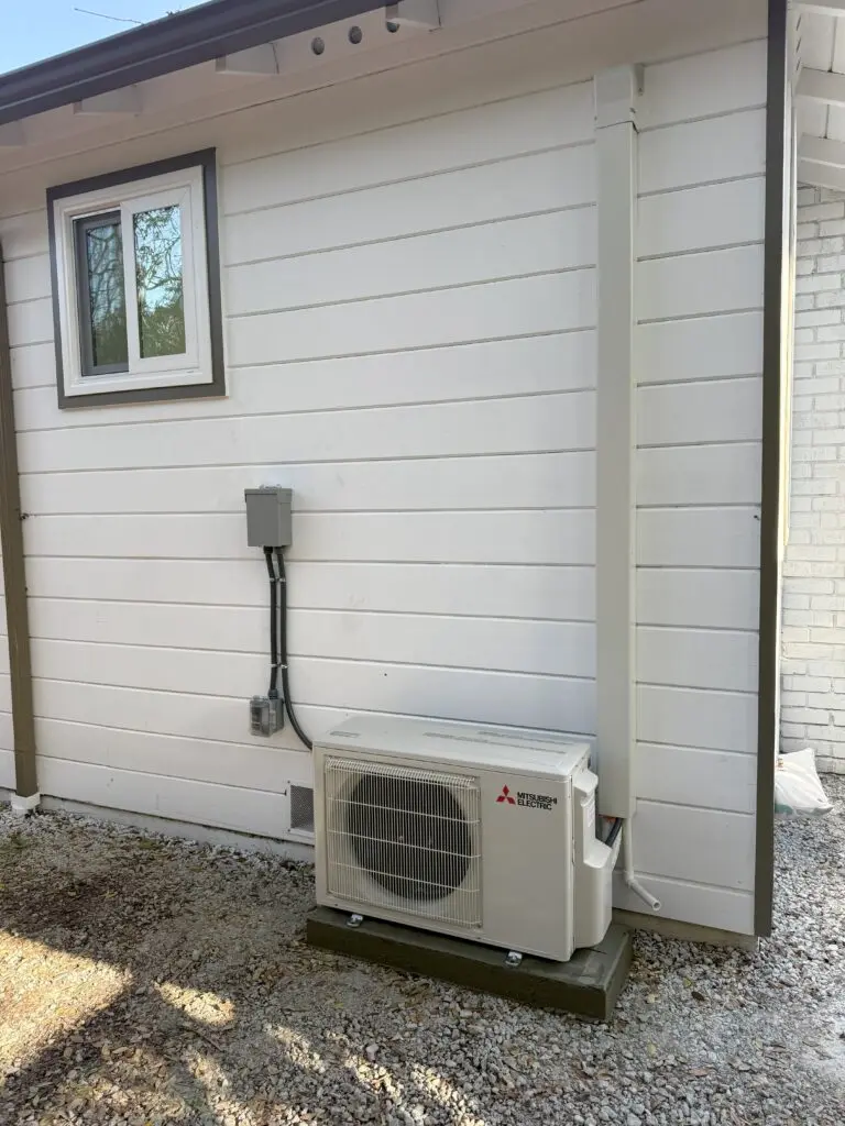 Mitsubishi Electric MSZ-JX12WL indoor mini-split head installed by Nur HVAC