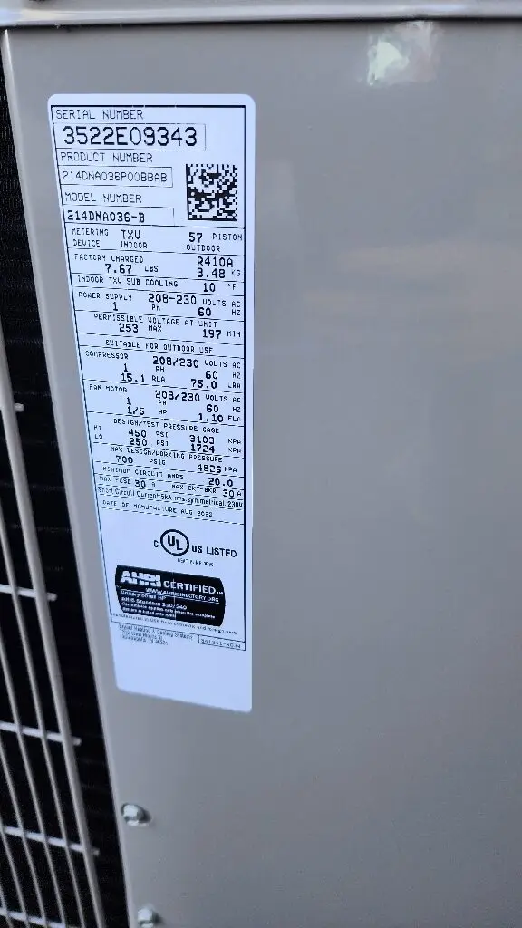 Bryant outdoor heat pump condenser installed in Santa Clara, CA