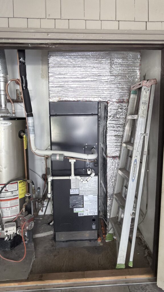 heat pump installation in Menlo Park — Nur HVAC (photo 2)