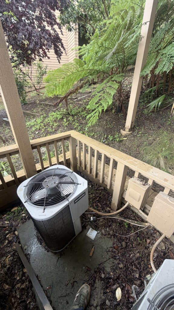 heat pump installation in Menlo Park — Nur HVAC (photo 2)
